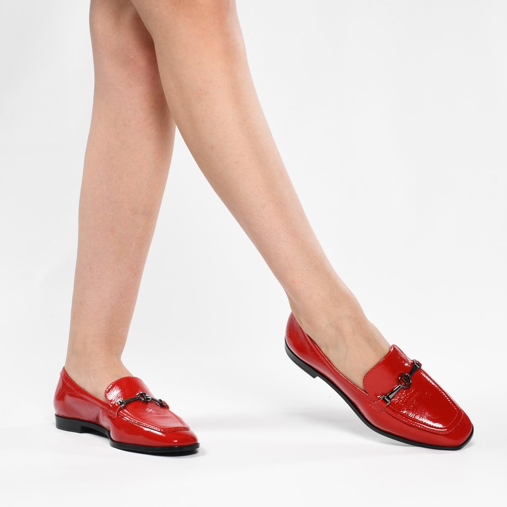 Loafer Rubi Vermelho Salto Baixo Couro